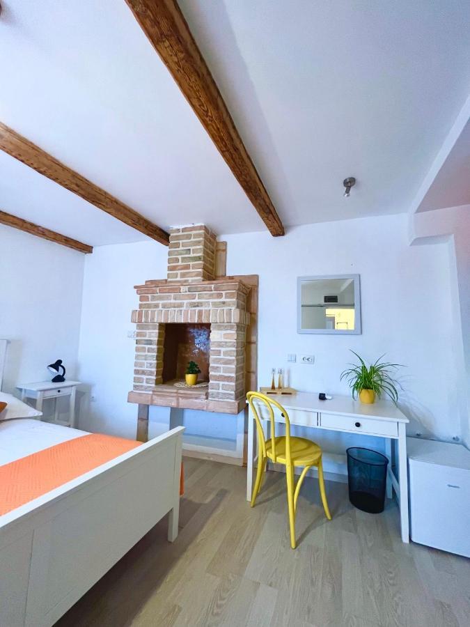 Hotel Val Comeza Komiža Esterno foto