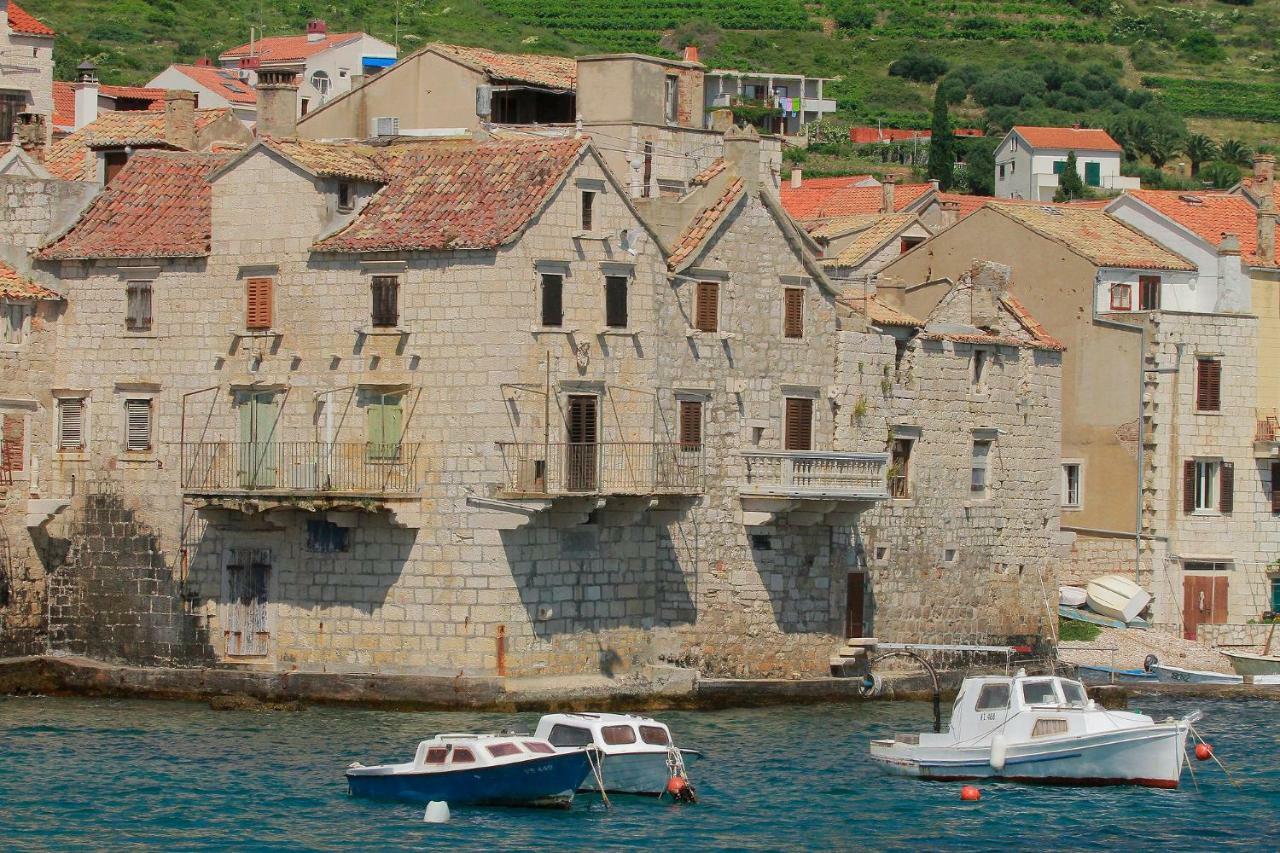 Hotel Val Comeza Komiža Esterno foto